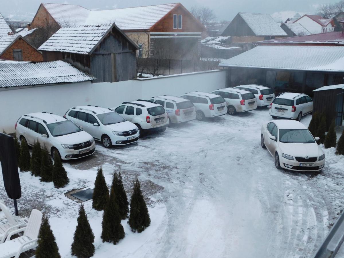 Mountain Vista Suites Zărneşti Eksteriør bilde