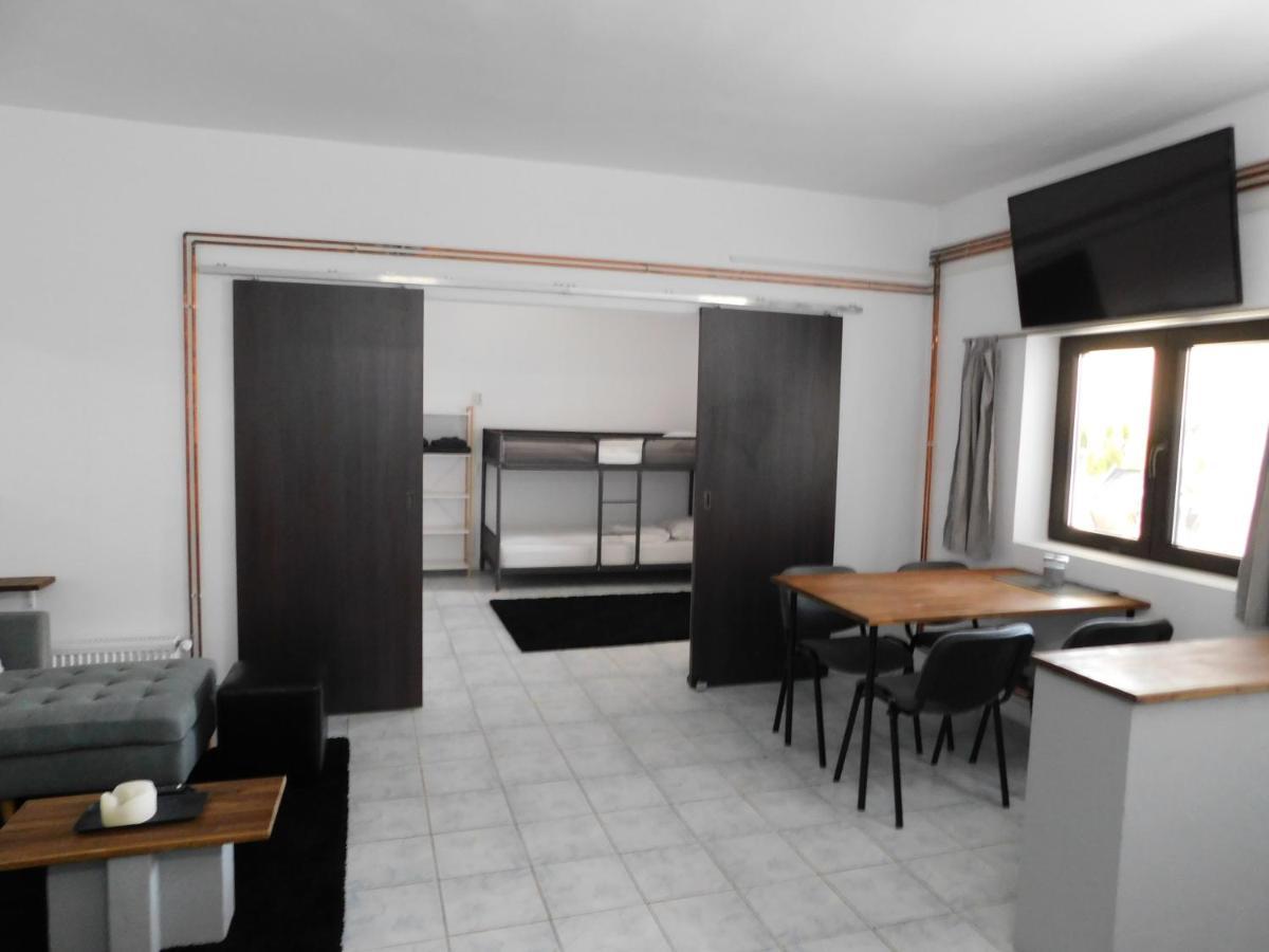 Mountain Vista Suites Zărneşti Eksteriør bilde